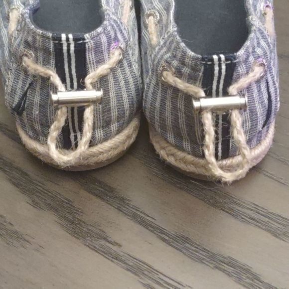 Nautica Toggle Back Rudder Navy Triple Stripe Espadrille Flats Size 8.5 - Picture 4 of 11